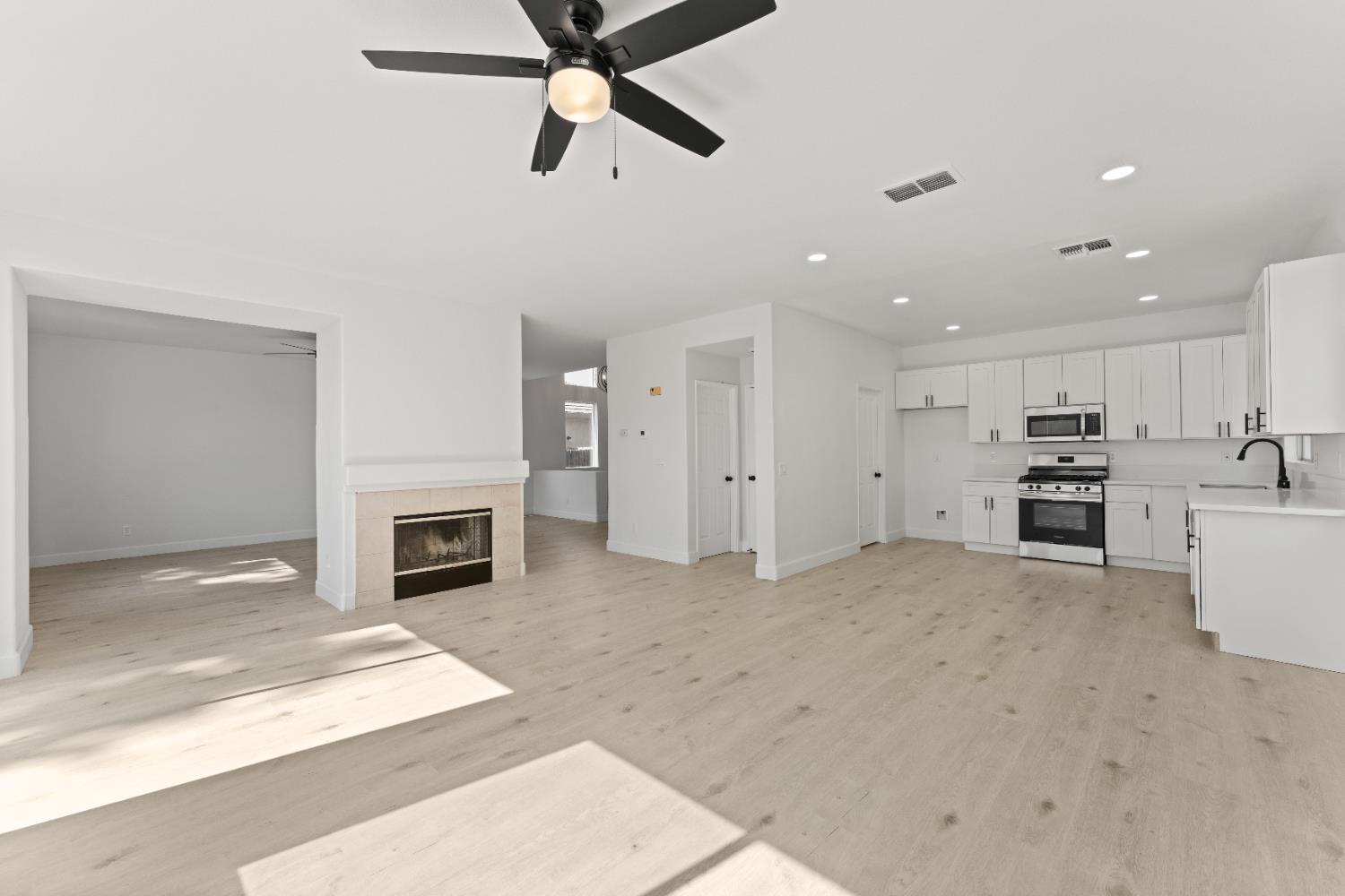 6924 Trailride Way