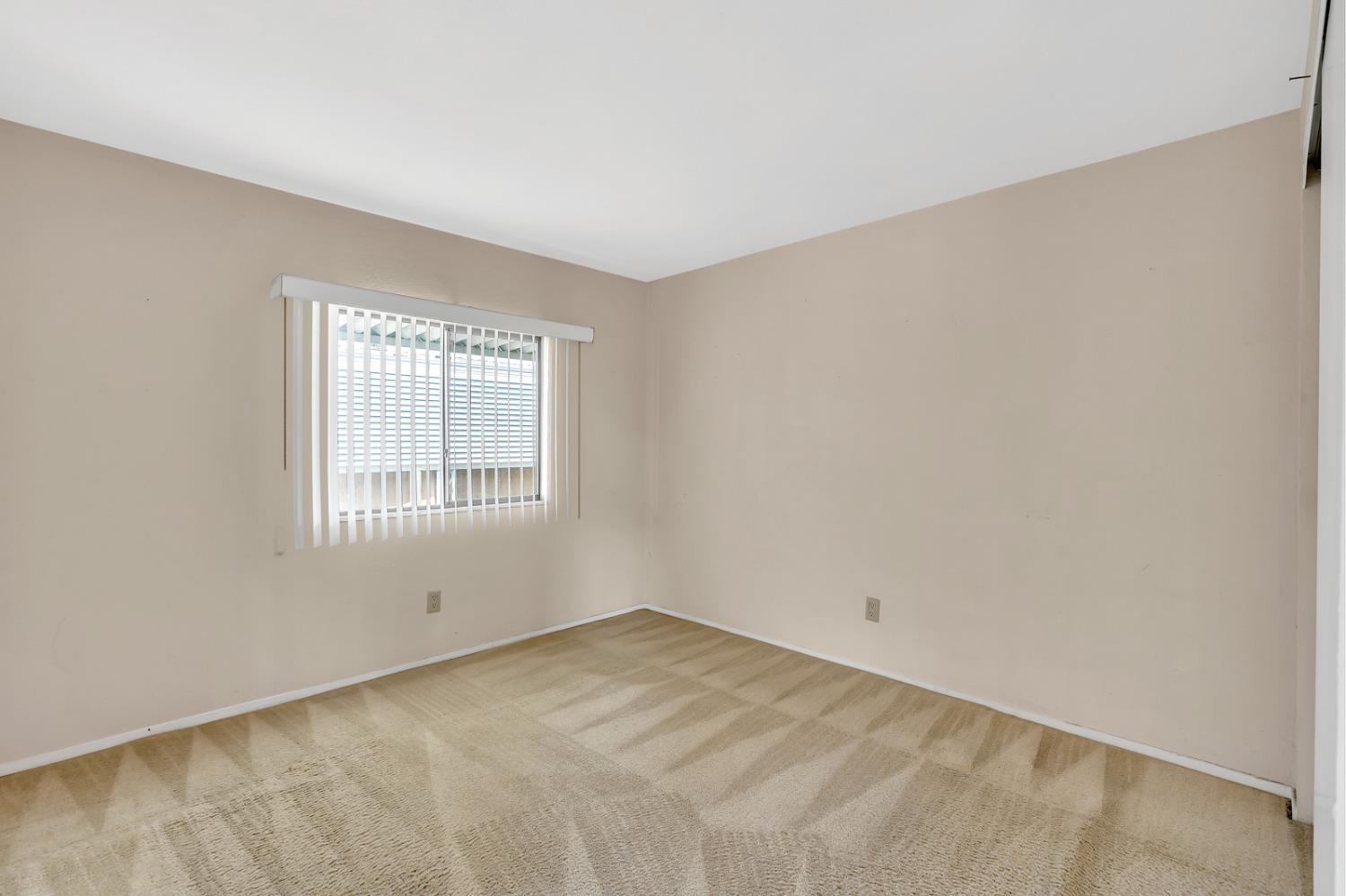 Hilmar, California 95324, United States, 3 Bedrooms Bedrooms, ,2 BathroomsBathrooms,Residential,Active,10816