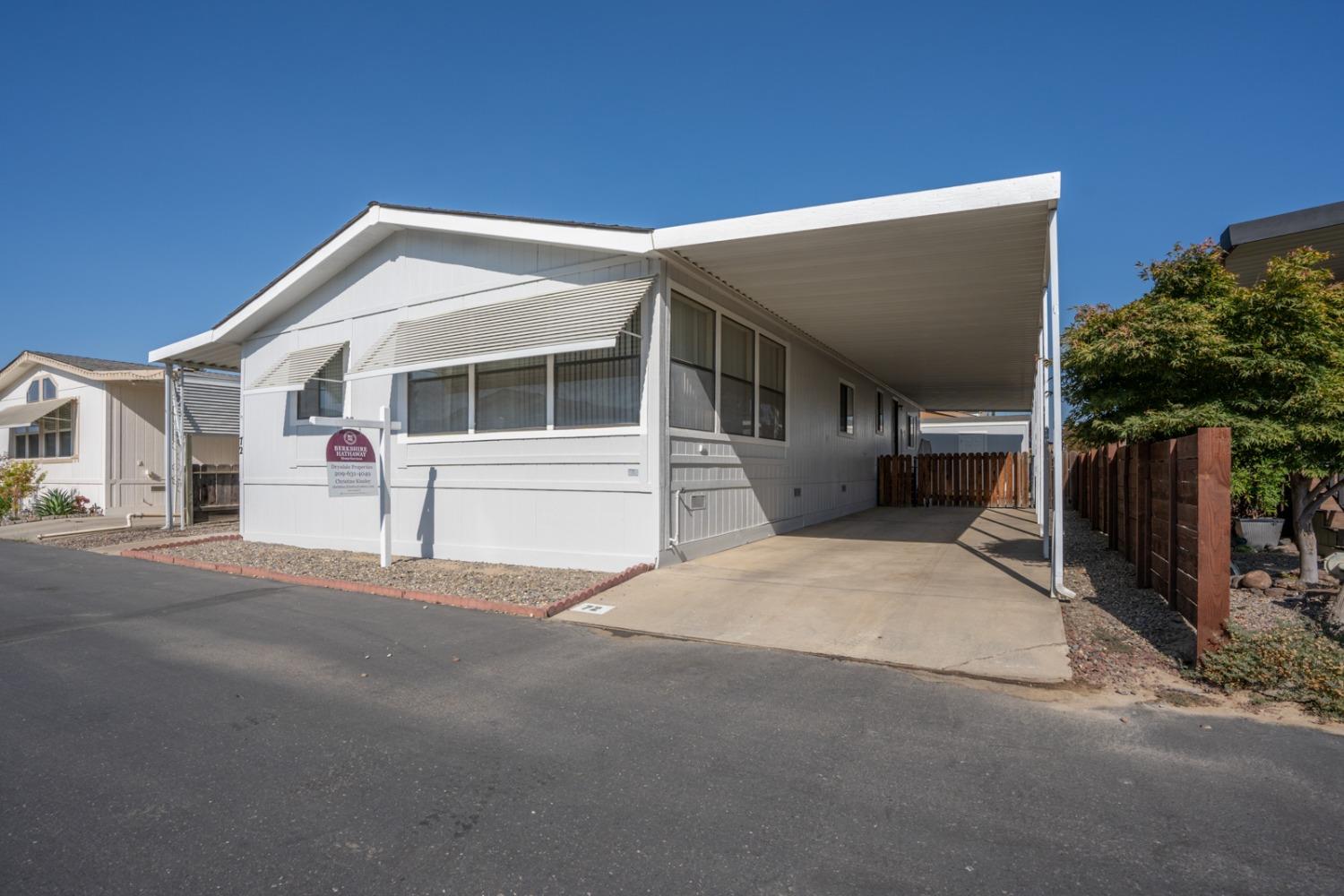 Hilmar, California 95324, United States, 3 Bedrooms Bedrooms, ,2 BathroomsBathrooms,Residential,Active,10816