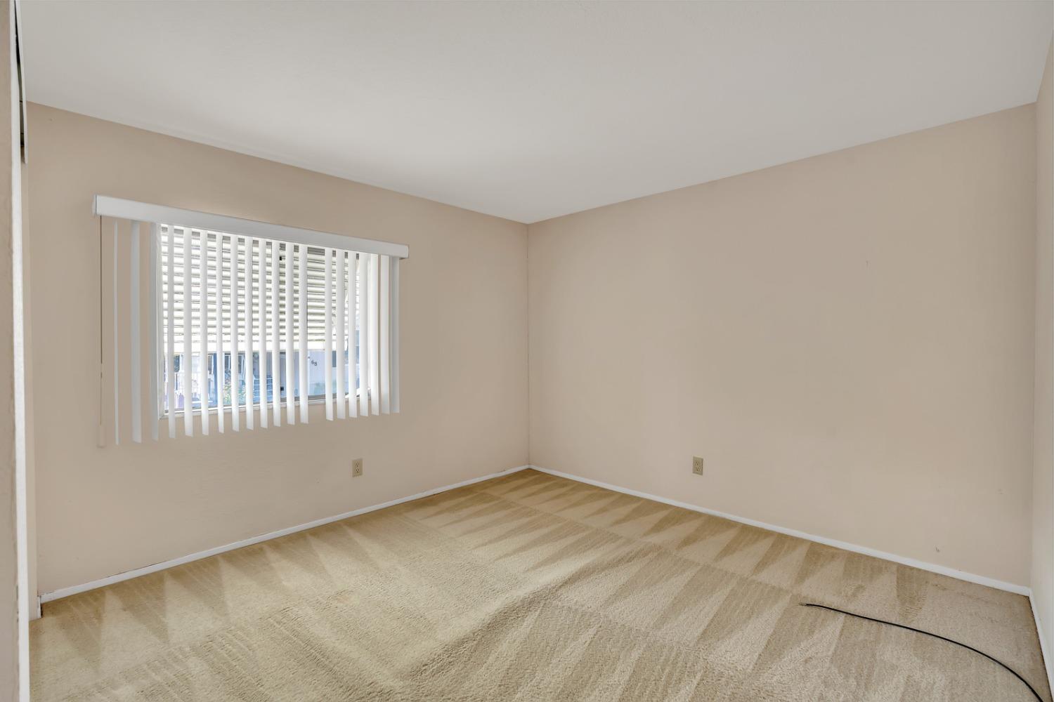 Hilmar, California 95324, United States, 3 Bedrooms Bedrooms, ,2 BathroomsBathrooms,Residential,Active,10816