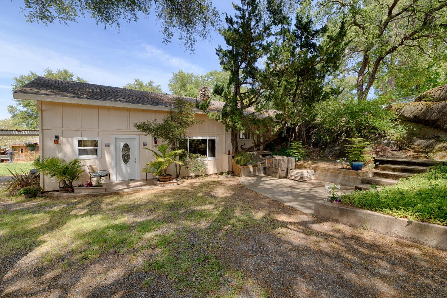 1374 Orange Hill Lane