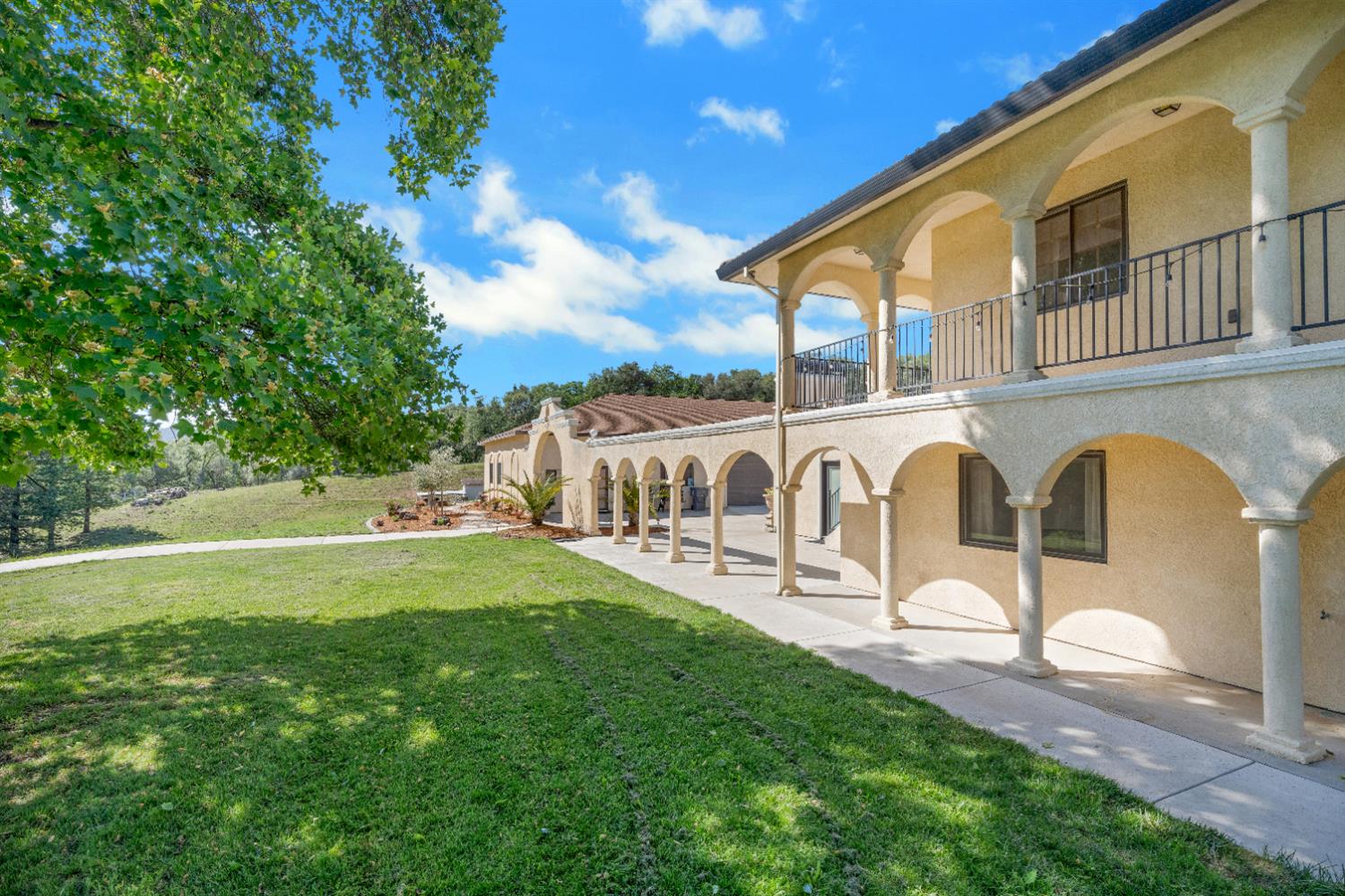 3350 Rattlesnake Road