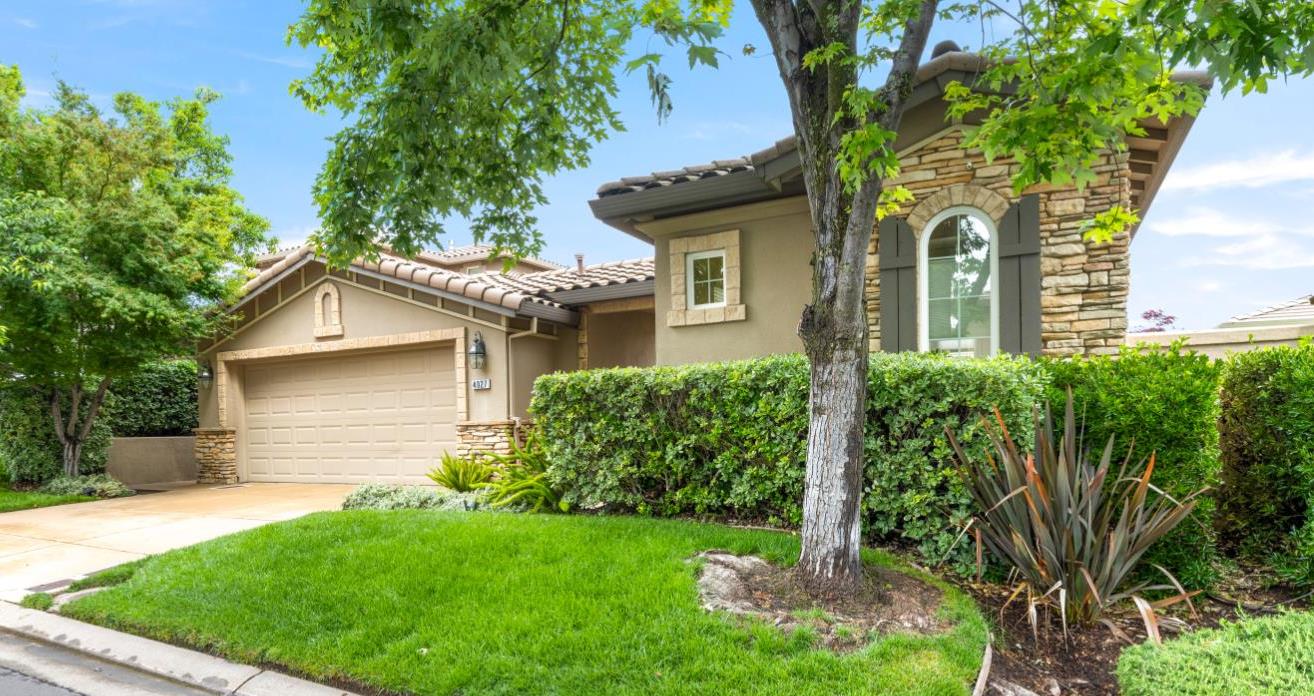 4027 Royal Troon Drive