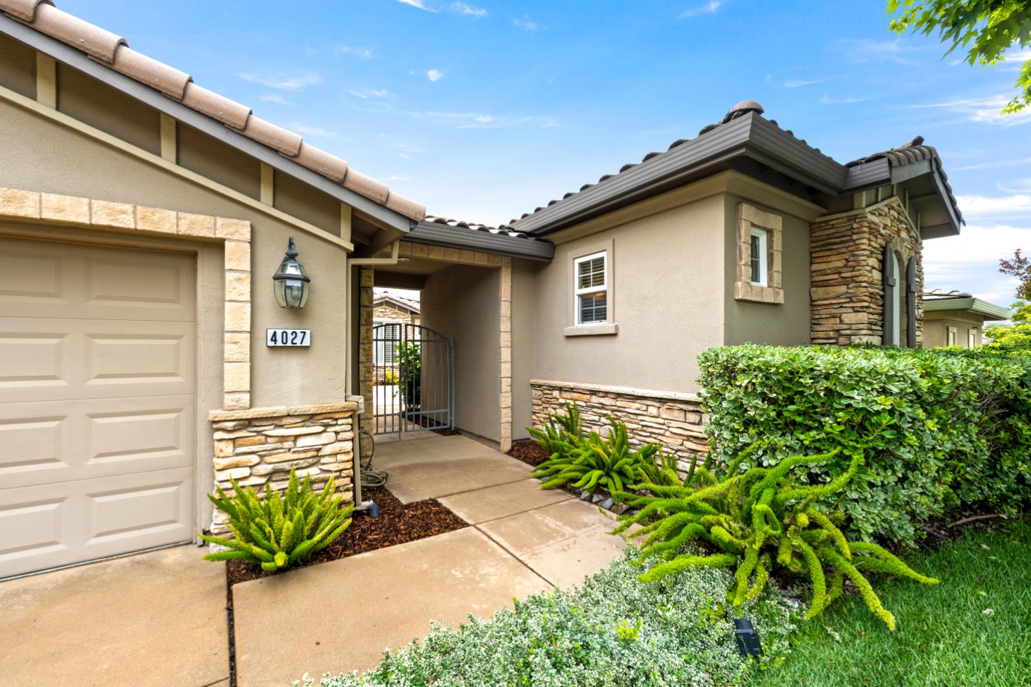 4027 Royal Troon Drive