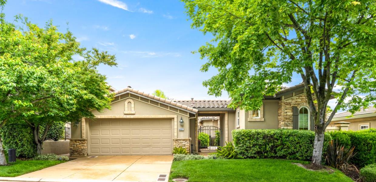 4027 Royal Troon Drive