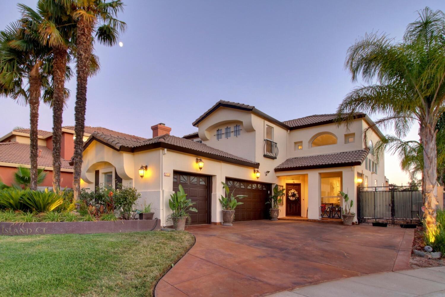 3500 W Island Court