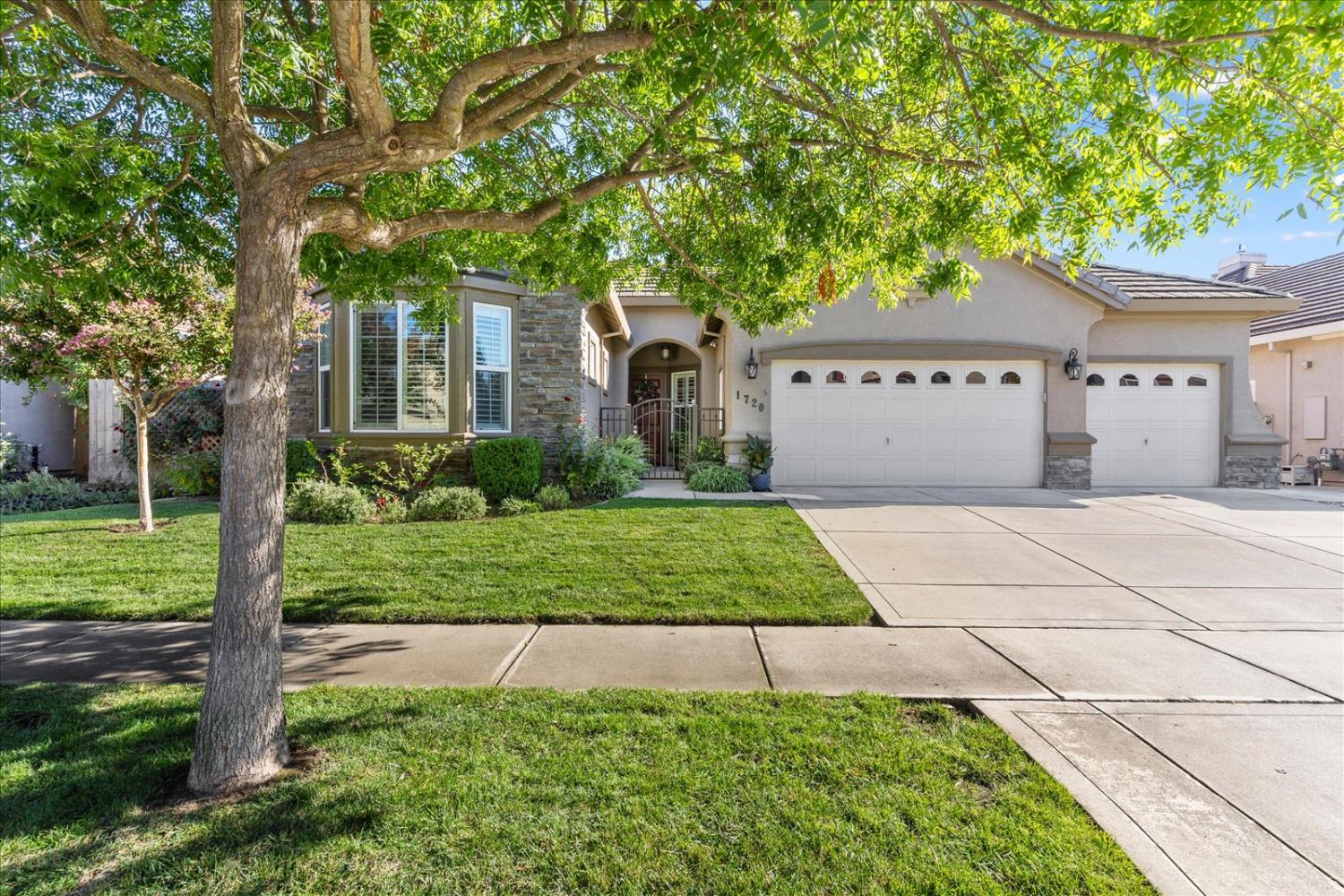 1720 Rio Vista