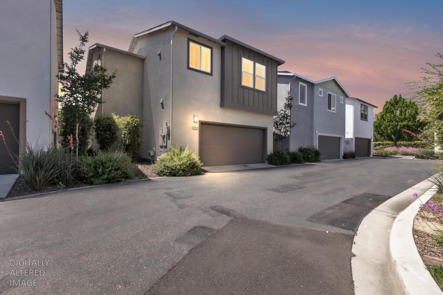 4310 Ocean Lane