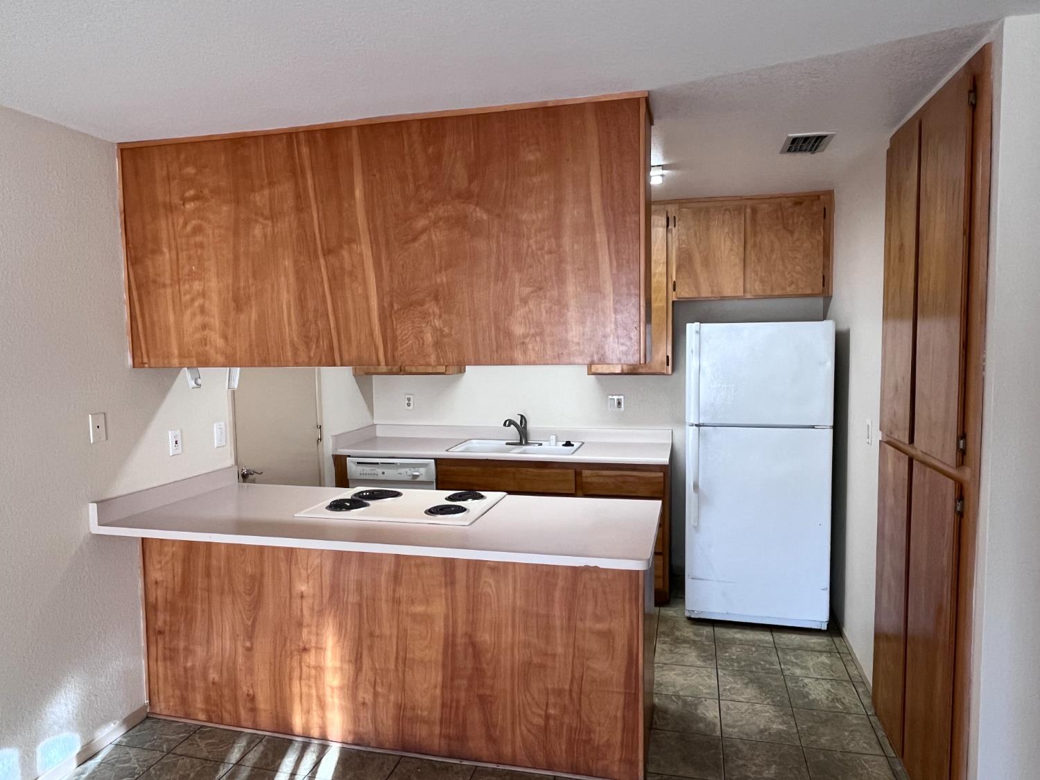 6049 Woodminster Circle