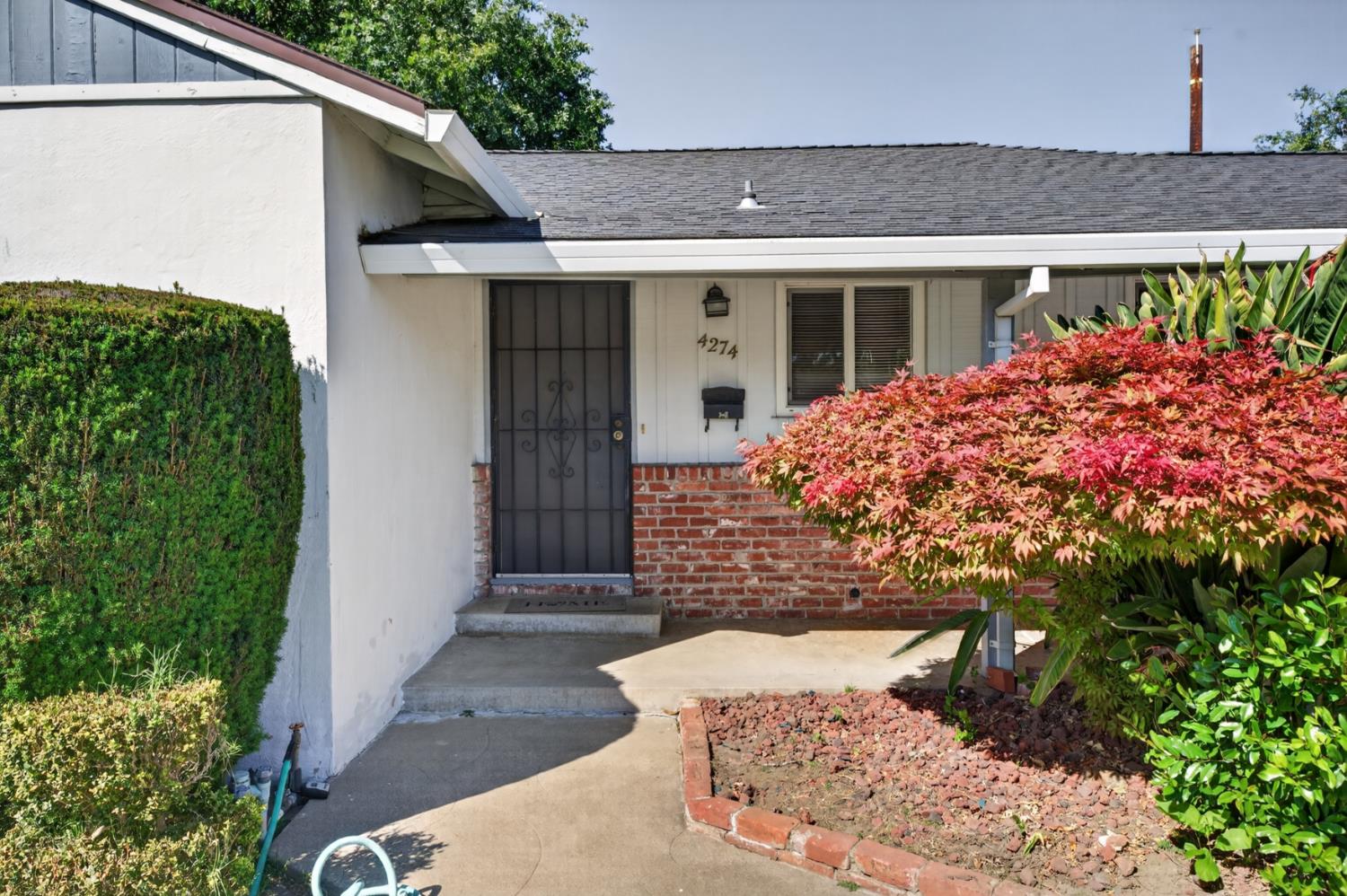 4274 Warren Avenue