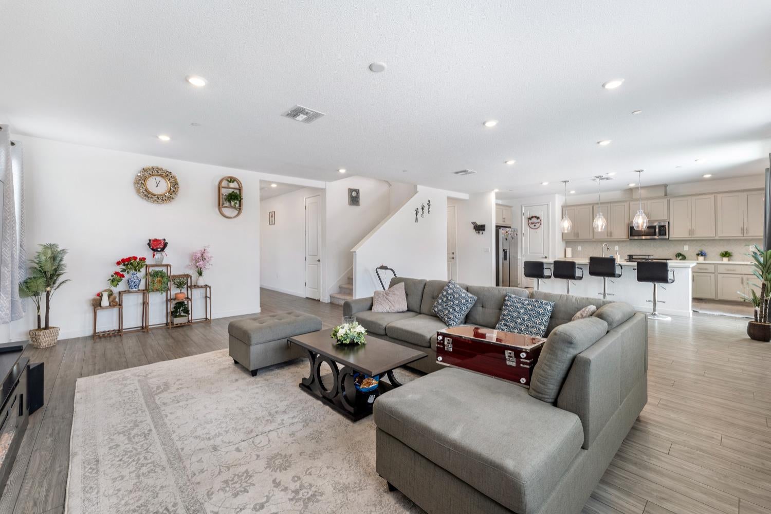 1701 Lacey Avenue