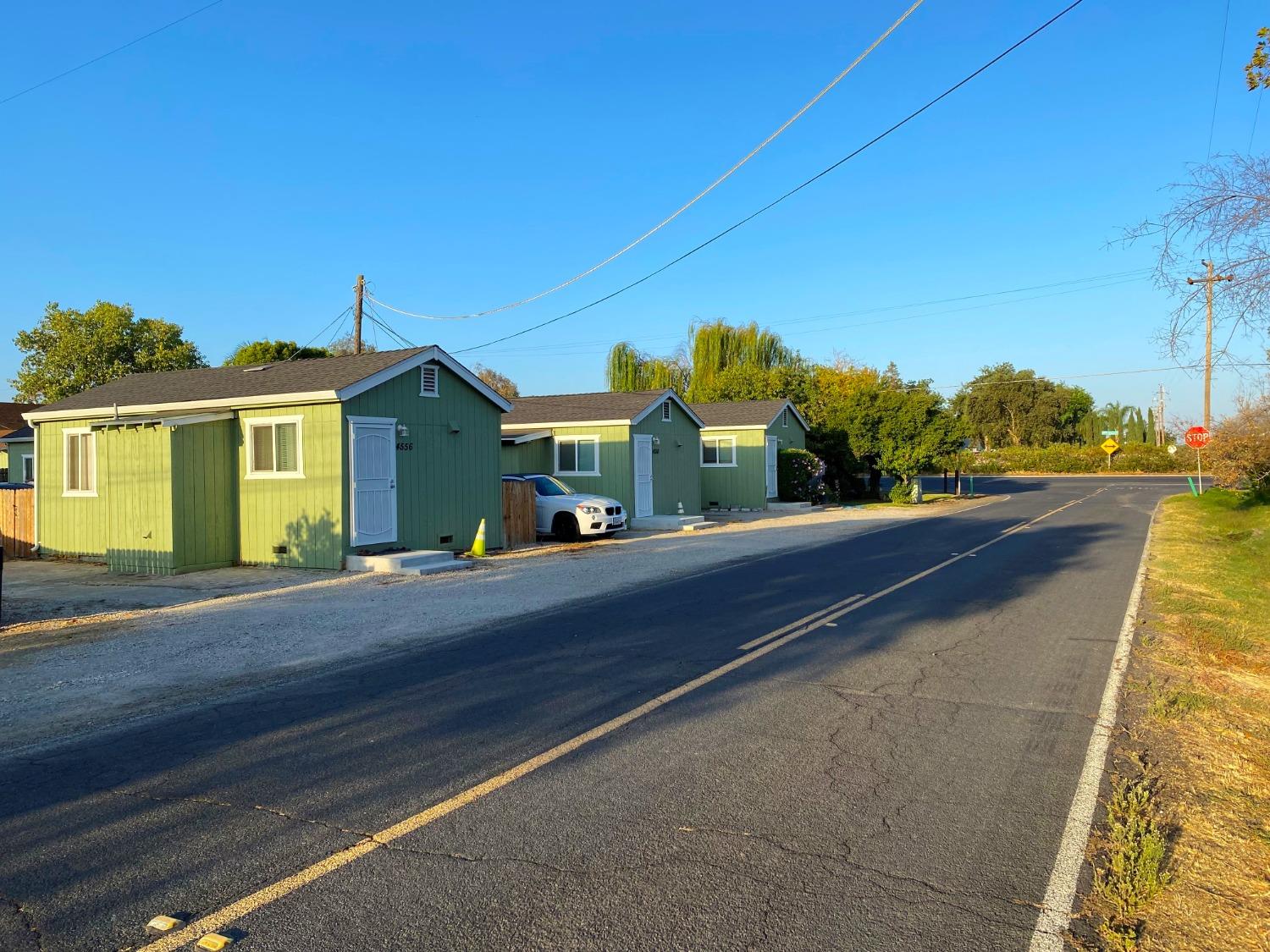 11350 N Highway 99