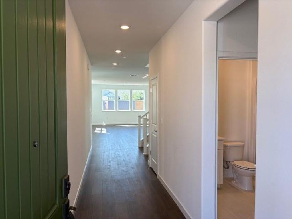 Photo of 8512 Cottonseed Way, Elk Grove, CA 95624 (MLS # 226007374)