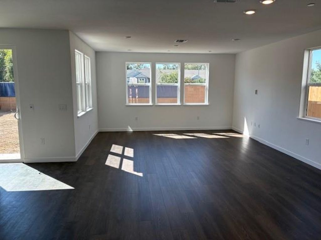 Photo of 8512 Cottonseed Way, Elk Grove, CA 95624 (MLS # 226007374)