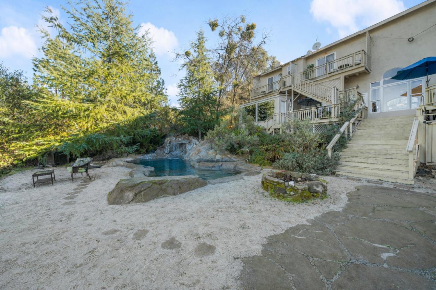 581 Cold Springs Road