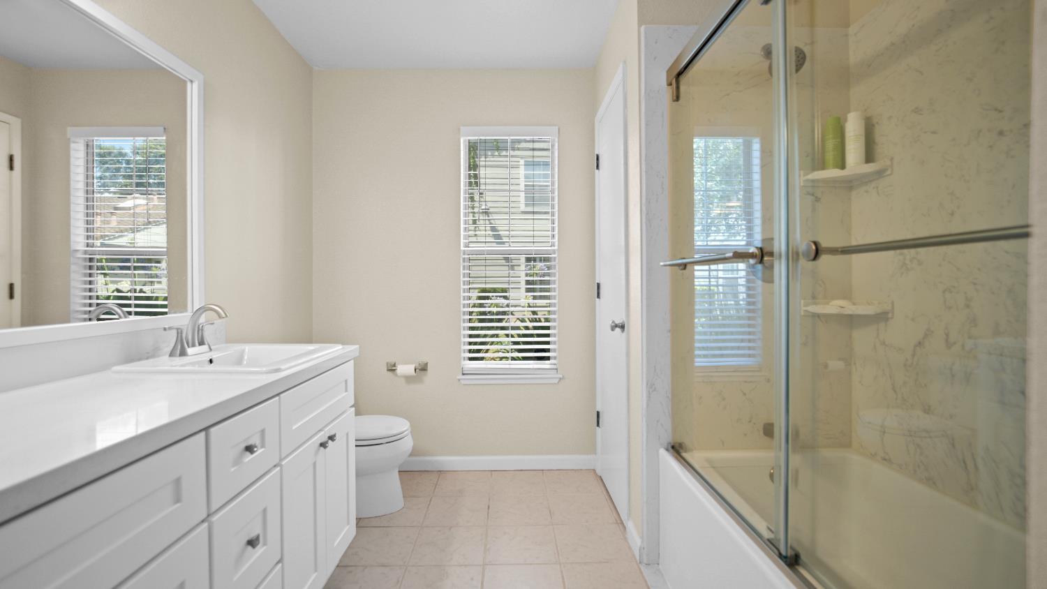 Lodi, California 95242, United States, 3 Bedrooms Bedrooms, ,2 BathroomsBathrooms,Residential,Active,167406