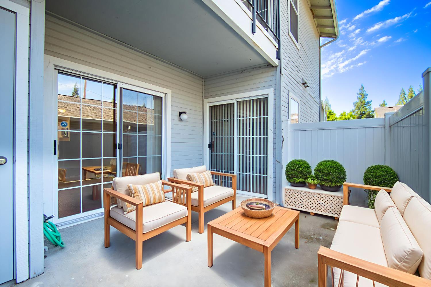 Lodi, California 95242, United States, 3 Bedrooms Bedrooms, ,2 BathroomsBathrooms,Residential,Active,167406