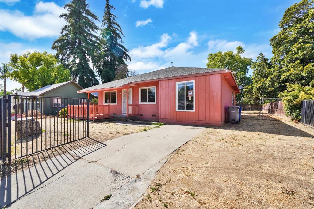 Photo of 3620 24th Avenue, Sacramento, CA 95820 (MLS # 225132352)