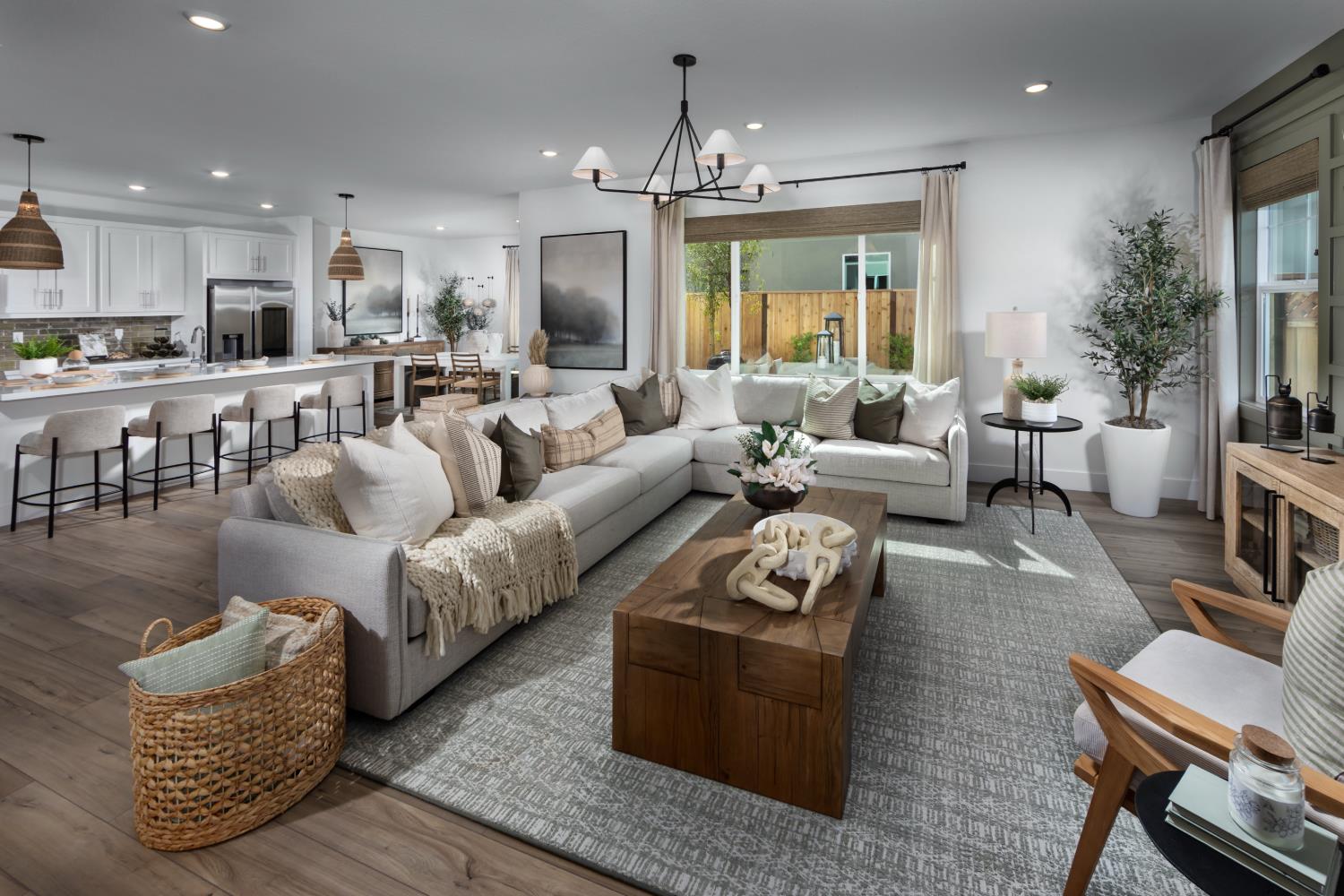 106 W San Diego Drive