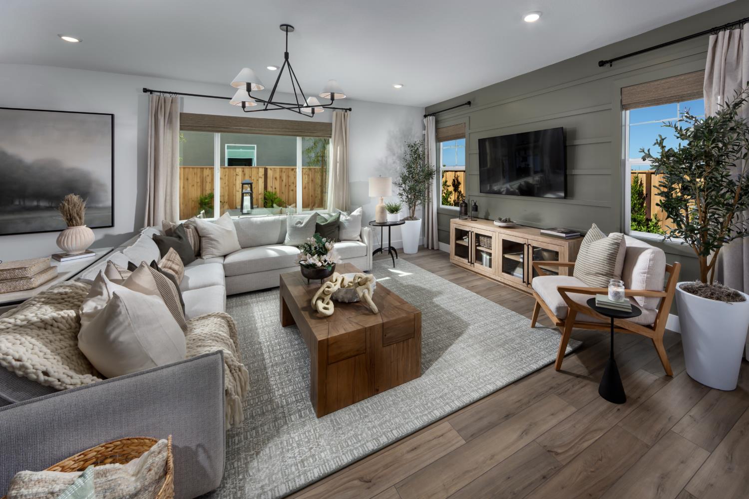 106 W San Diego Drive