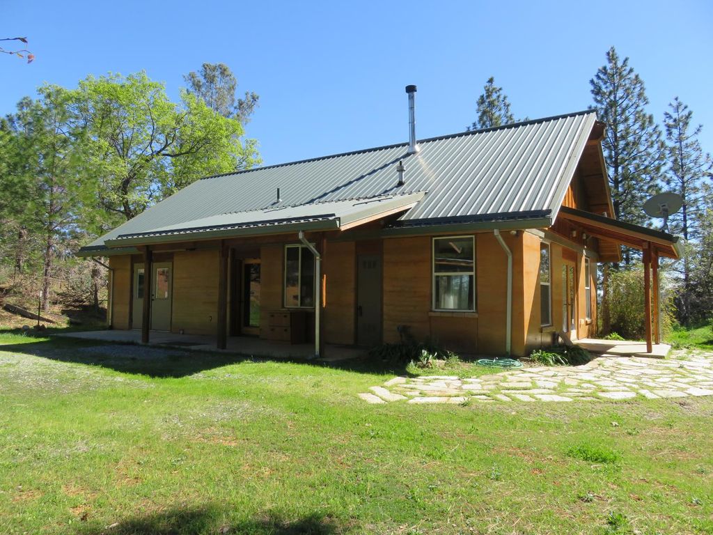 Photo of 201 Sierra Madre Road, Rail Road Flat, CA 95248 (MLS # 226030556)