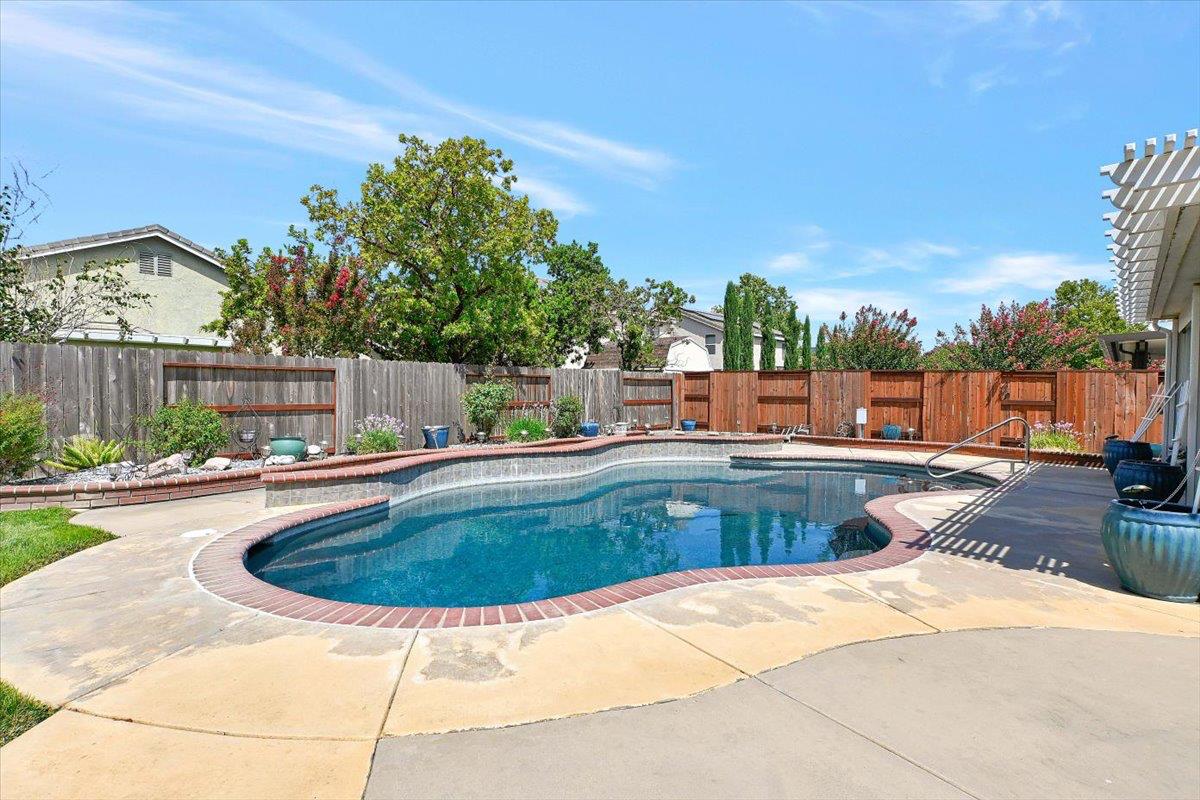 2040 Maverick Drive