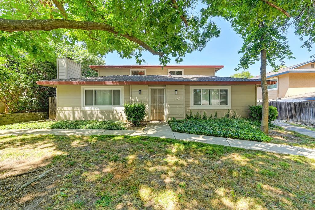 5824 Peppermill Court 3