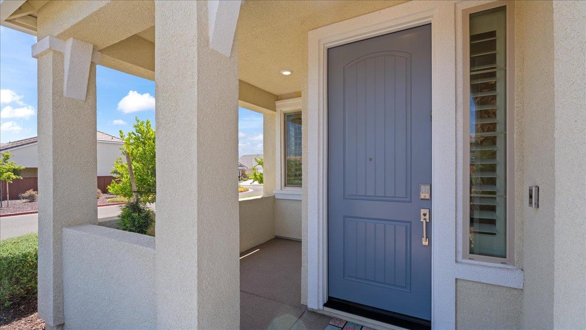 1110 Catalina Way