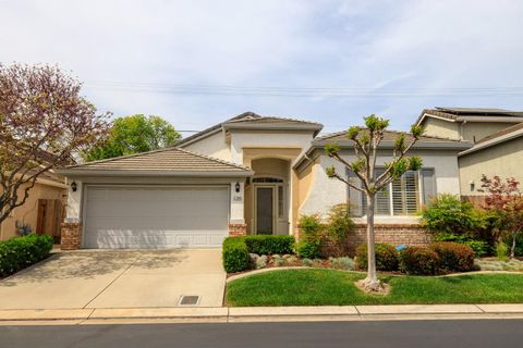 1709 Seven Falls Fls, Modesto, CA 95355 - MLS#: 225047792