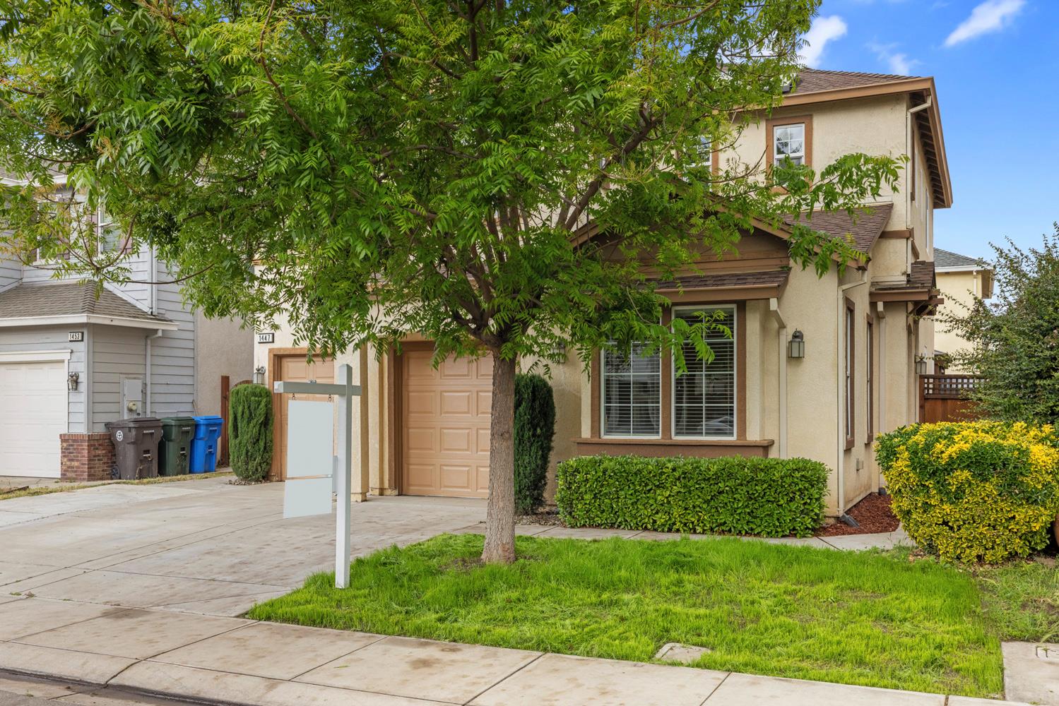 1447 Summerwind Lane - Photo 2