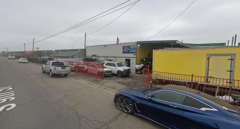 1095 S 9th Street Modesto CA 95351