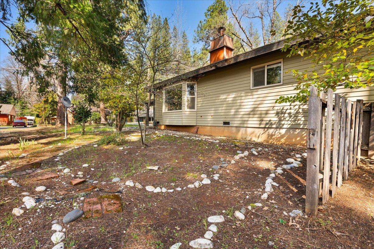 Nevada City, California 95959, United States, 2 Bedrooms Bedrooms, ,2 BathroomsBathrooms,Residential,Pending,107022