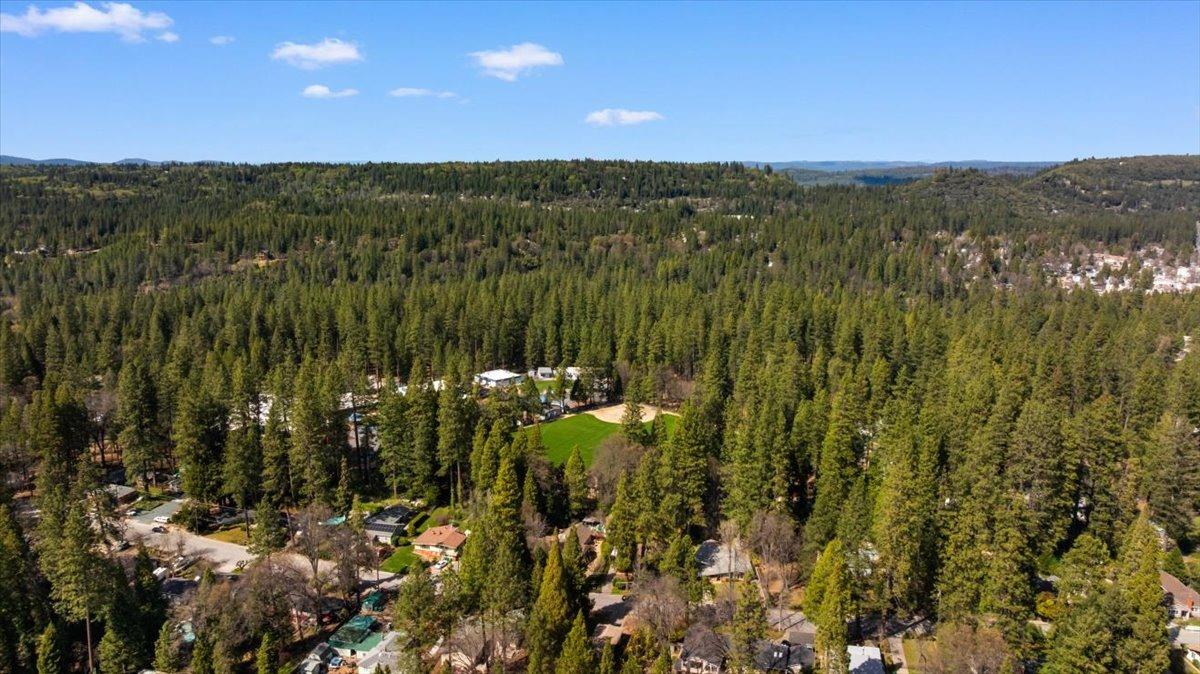 Nevada City, California 95959, United States, 2 Bedrooms Bedrooms, ,2 BathroomsBathrooms,Residential,Pending,107022