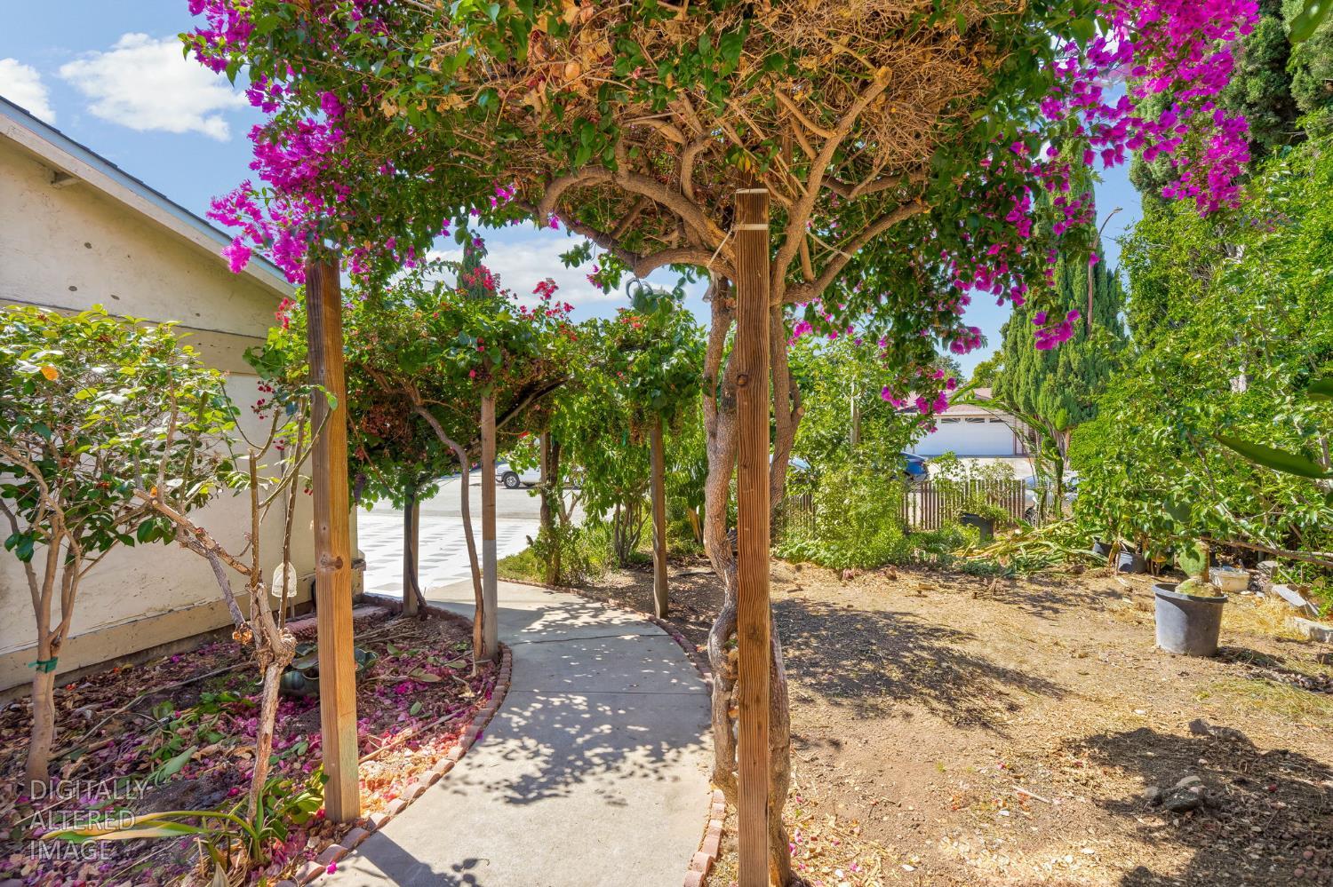 2352 Brushglen Way