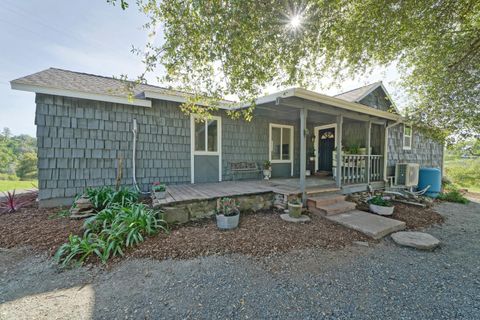 7045 Mount Vernon Road Auburn CA 95603