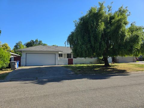 MLS: 225054494