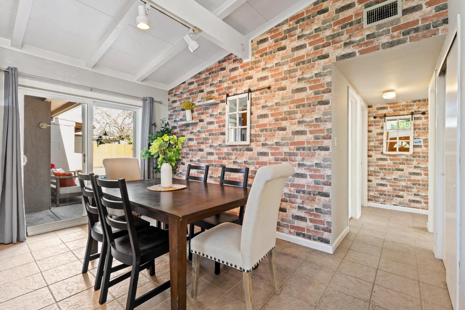 4845 Hazelwood Avenue