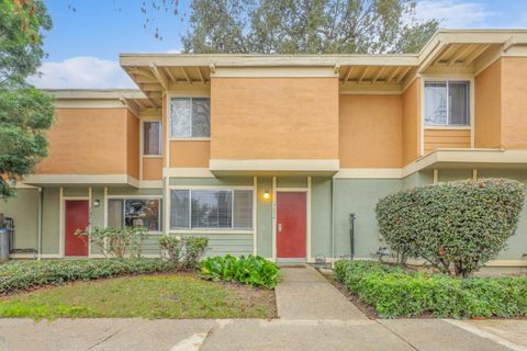 1574 Drake Drive Davis CA 95616