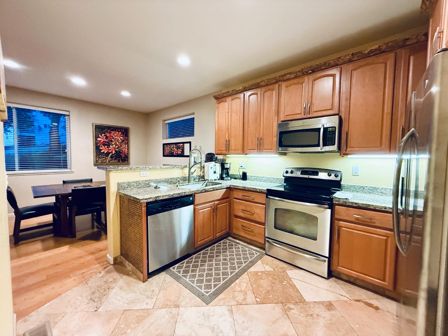 611 Sunrise Road