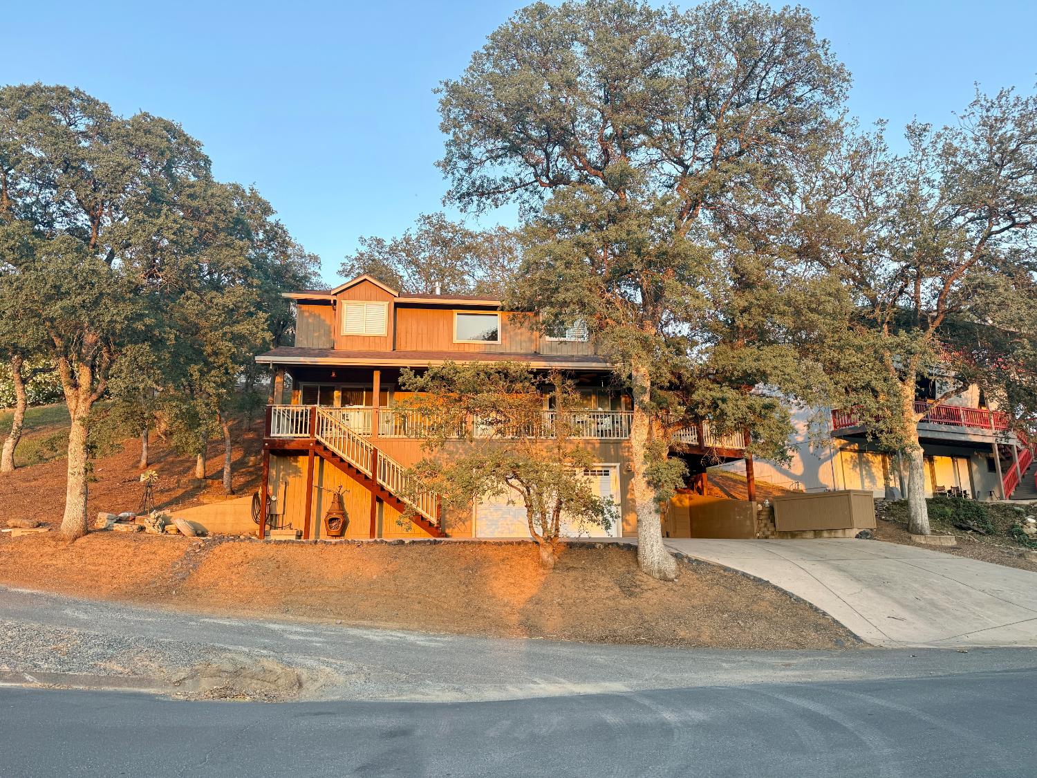 611 Sunrise Road