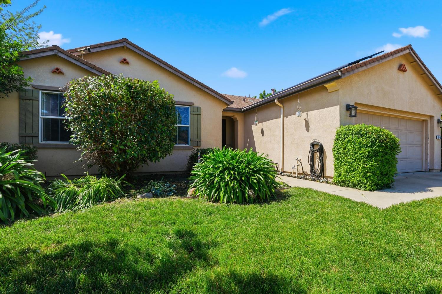 9608 Waterman Avenue