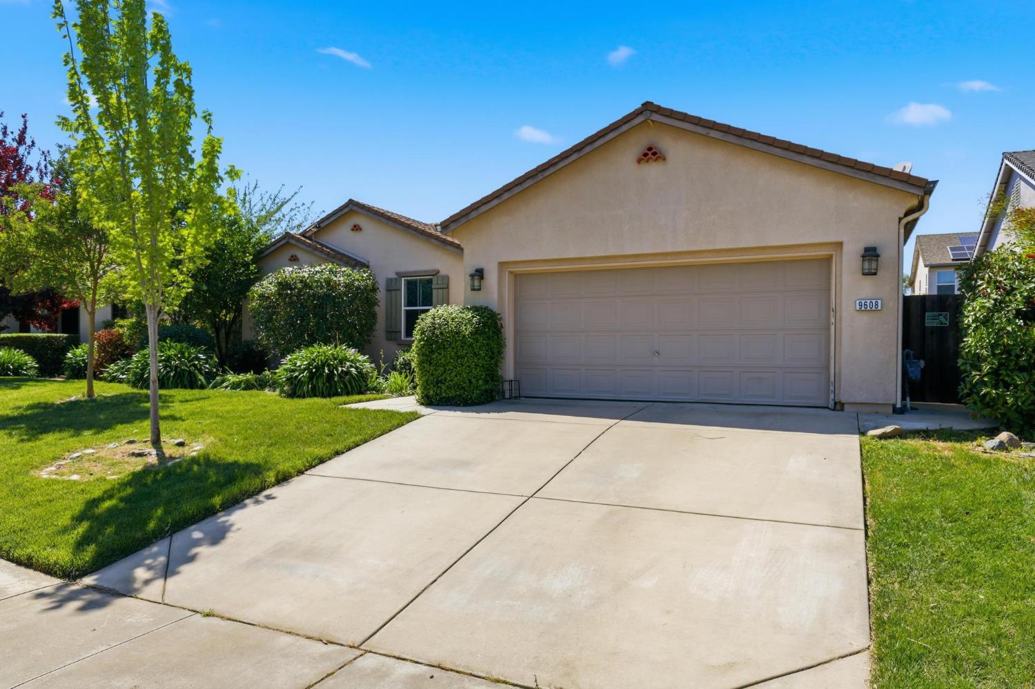 9608 Waterman Avenue