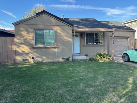 2091 15th Avenue Sacramento CA 95822
