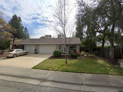 8124 Sunrise East Way Fair Oaks CA 95628