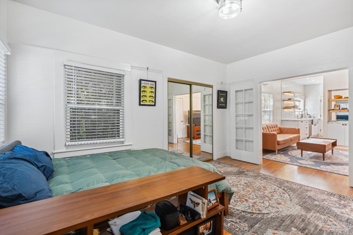 1019 E 33rd