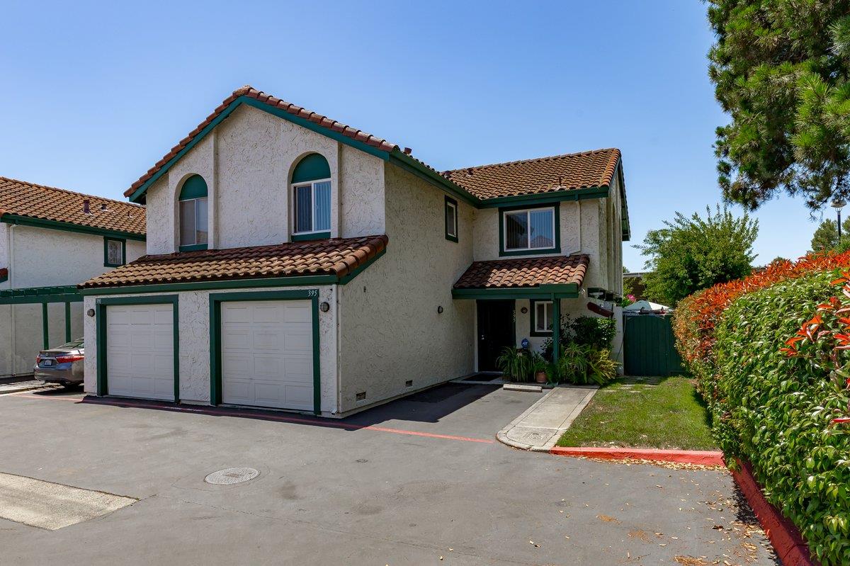 395 Hans Way