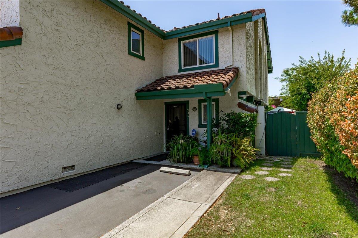 395 Hans Way