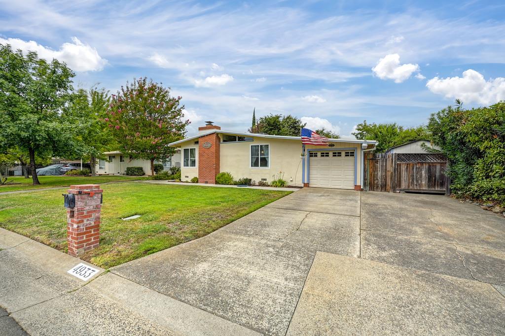 4933 Saint Lynn Lane
