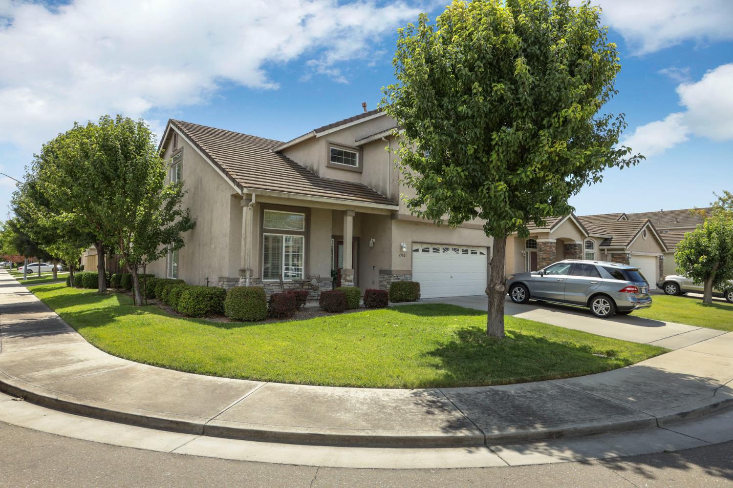 6502 Crestview Circle