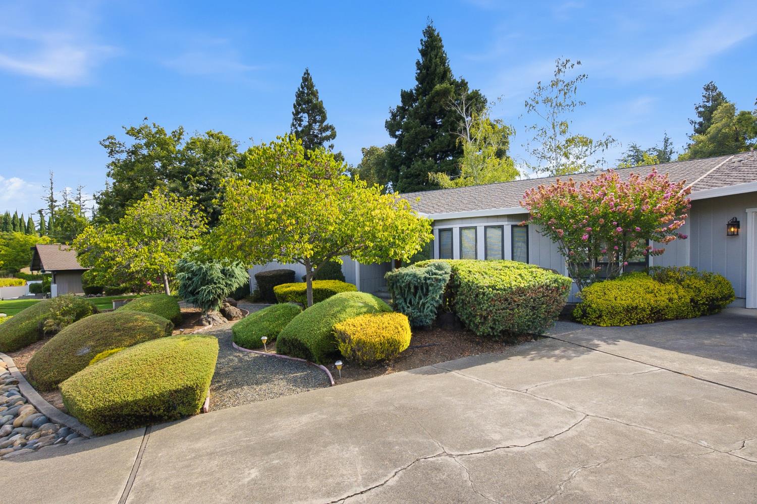 5434 Southolm Court
